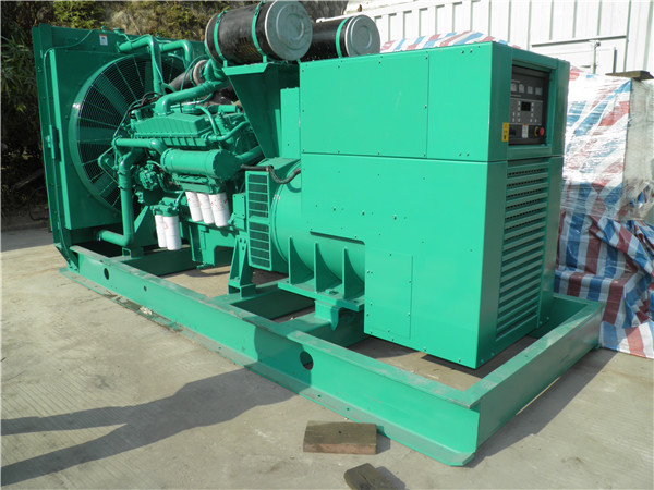 海城出租发电机 发电机组厂家：柴油发电机组的控制屏的作用是什么？